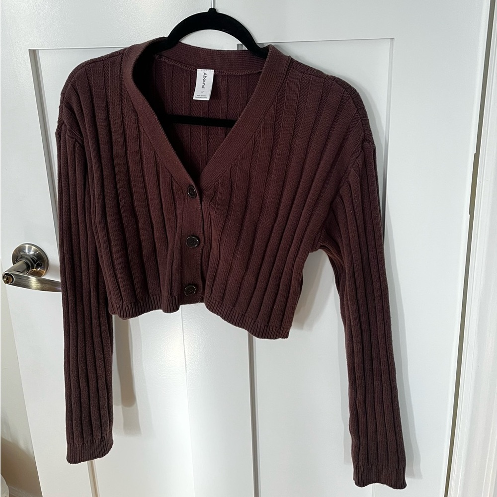 Cropped button up cardigan in brown